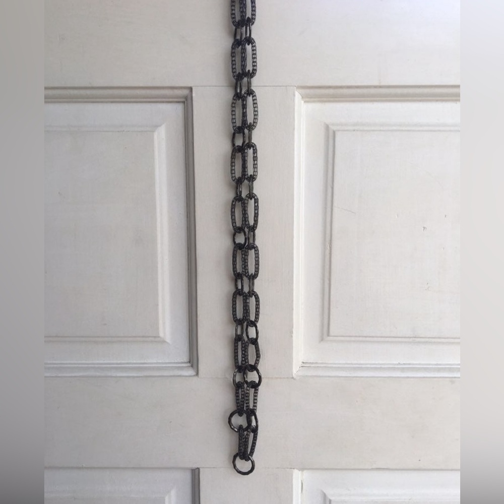 Chain link necklace